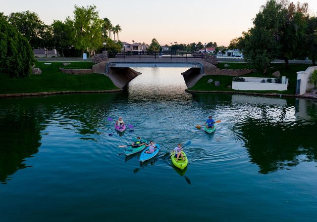 1633 E LAKESIDE Drive 63, Gilbert, AZ 85234