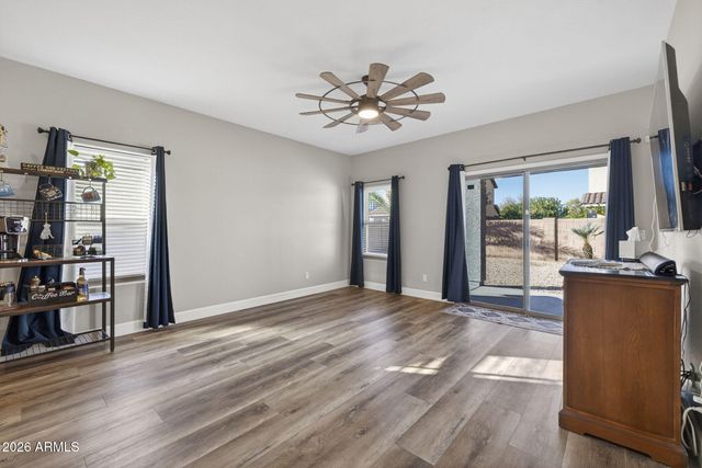 820 W BURKHALTER Drive, San Tan Valley, AZ 85143