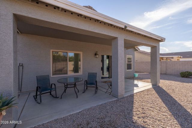 820 W BURKHALTER Drive, San Tan Valley, AZ 85143