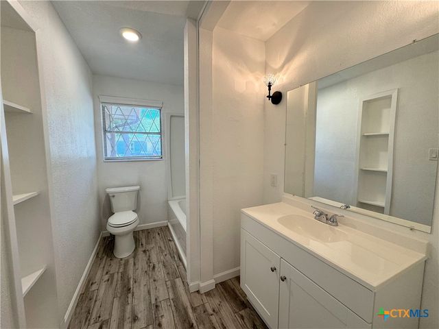 1009 S 3rd Street, Copperas Cove, TX 76522