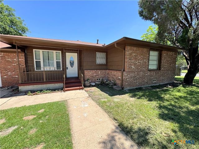 1009 S 3rd Street, Copperas Cove, TX 76522