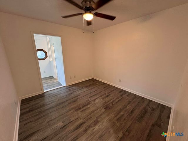 1009 S 3rd Street, Copperas Cove, TX 76522