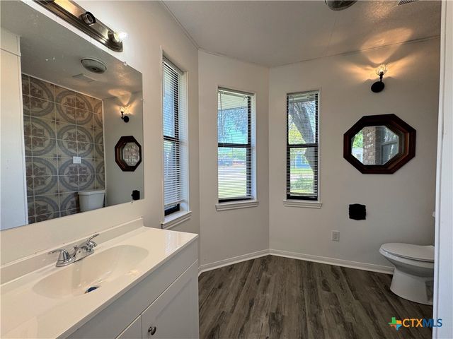 1009 S 3rd Street, Copperas Cove, TX 76522