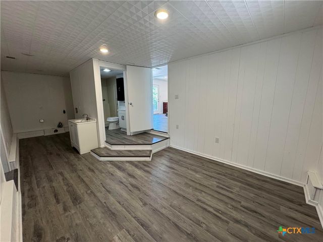 1009 S 3rd Street, Copperas Cove, TX 76522