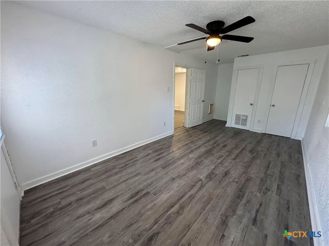 1009 S 3rd Street, Copperas Cove, TX 76522