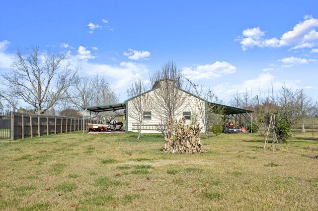 1617 Hwy 18, Vacherie, LA 70090