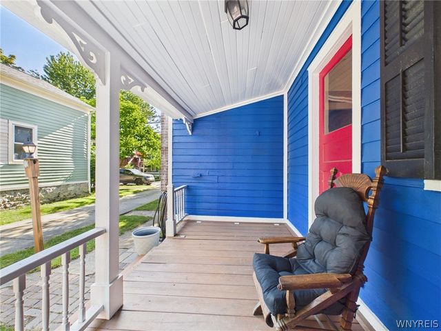 33 North Ellicott Street, Amherst, NY 14221
