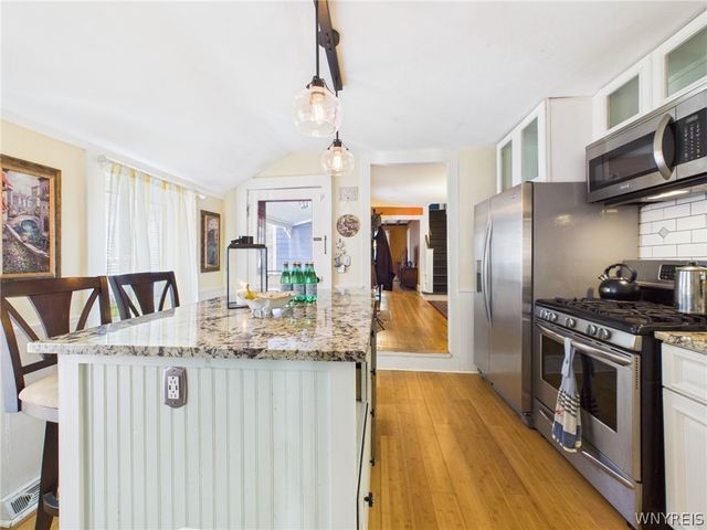 33 North Ellicott Street, Amherst, NY 14221