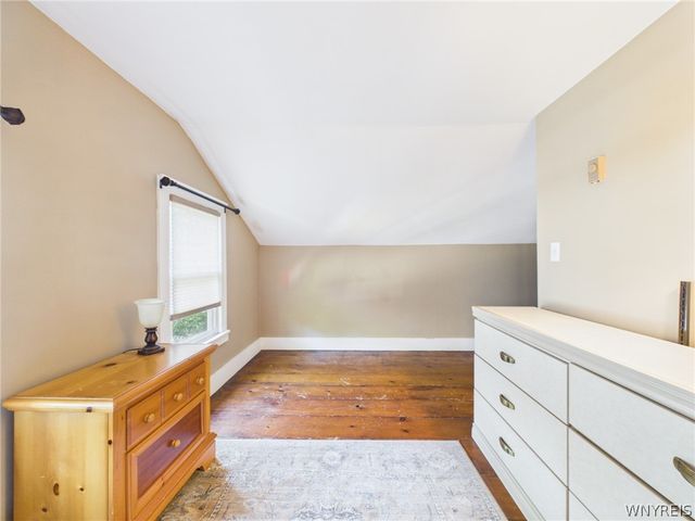 33 North Ellicott Street, Amherst, NY 14221