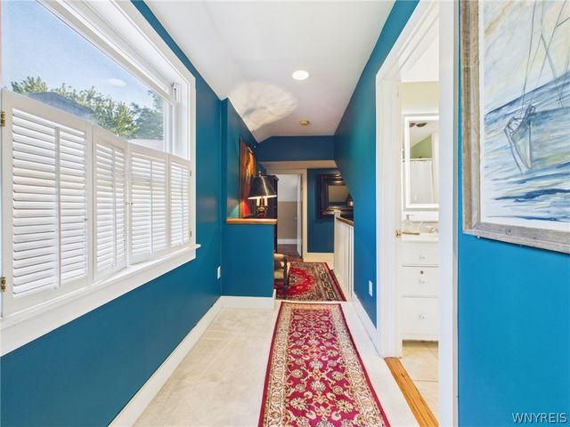 33 North Ellicott Street, Amherst, NY 14221