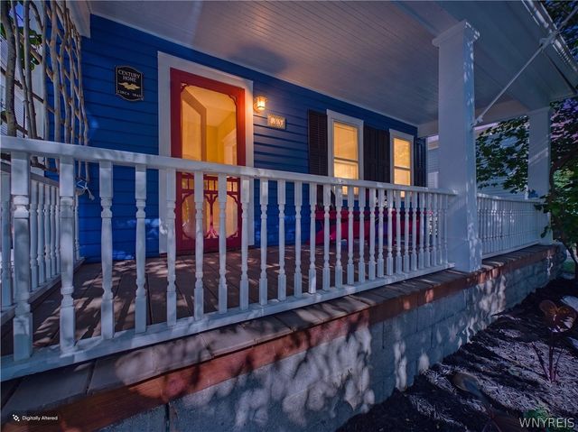33 North Ellicott Street, Amherst, NY 14221