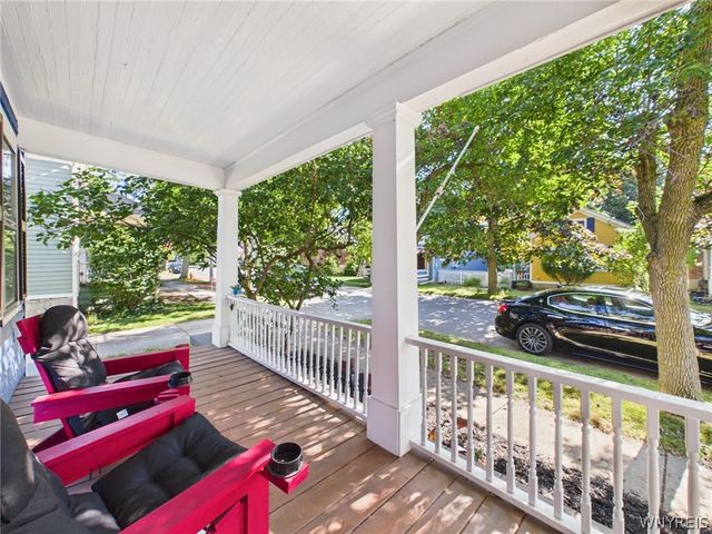 33 North Ellicott Street, Amherst, NY 14221