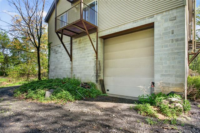 12 Summit Trail, Monroe, NY 10950