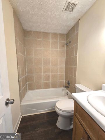 71 Railroad Avenue, Jefferson, GA 30549