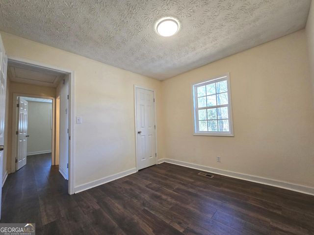 71 Railroad Avenue, Jefferson, GA 30549