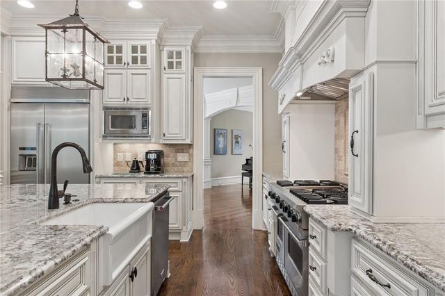 520 Ardsley Place, Alpharetta, GA 30005