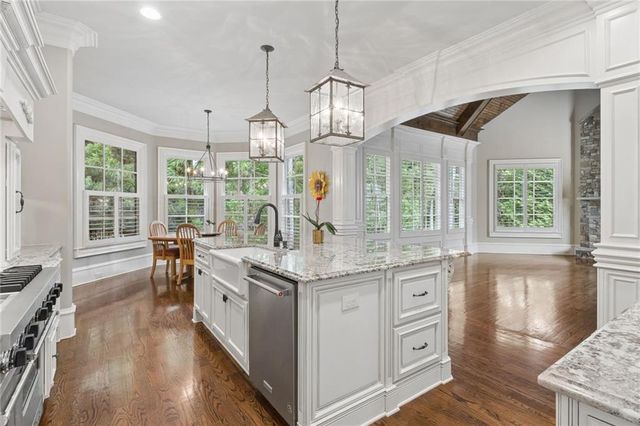 520 Ardsley Place, Alpharetta, GA 30005