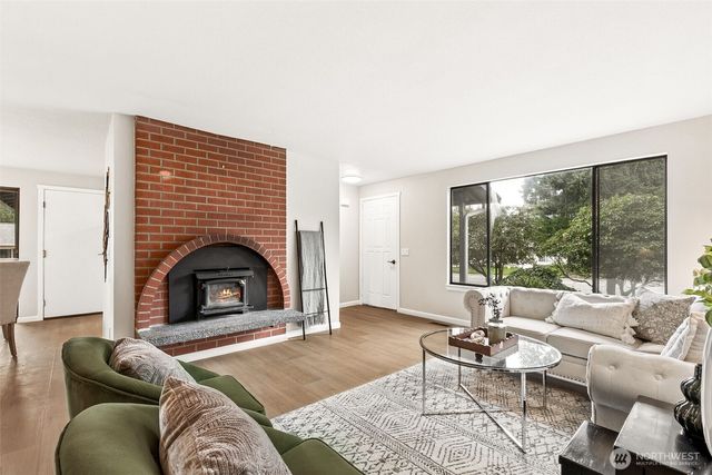 16501 30th Drive SE, Bothell, WA 98012