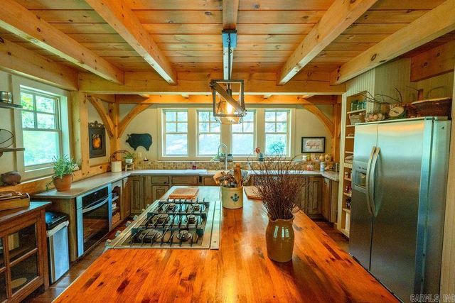 144 Lake Point Drive, Quitman, AR 72131