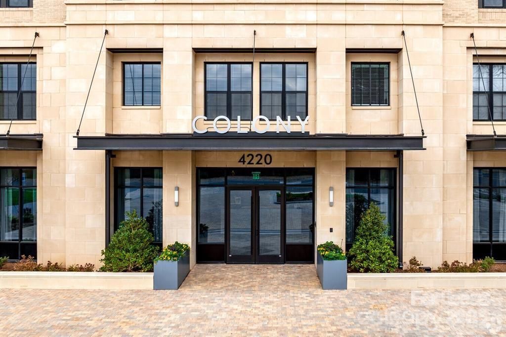 4220 Colony Plaza Drive 22C, Charlotte, NC 28211