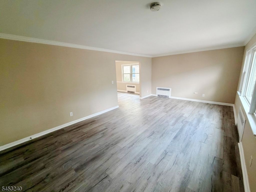 240 Wainwright St, Newark City, NJ 07112 — photo 2