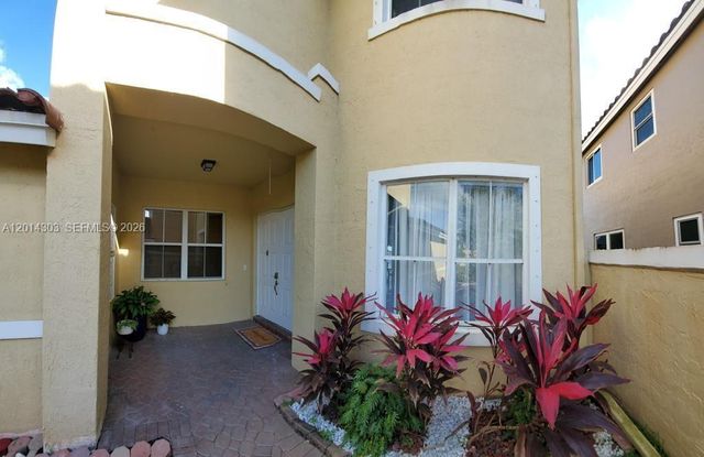 13590 SW 144th Ter 0, Miami, FL 33186
