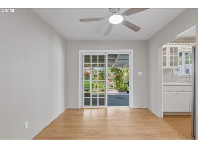 3425 PENNSYLVANIA St, Longview, WA 98632