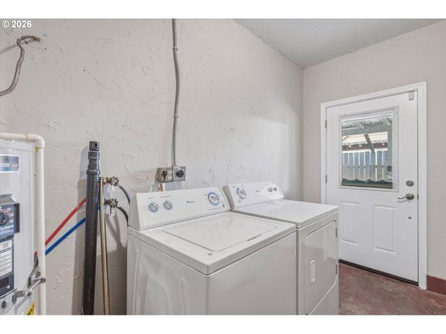 3425 PENNSYLVANIA St, Longview, WA 98632