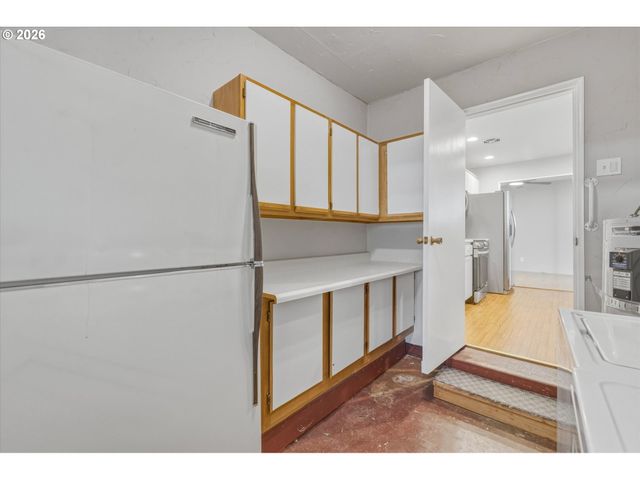 3425 PENNSYLVANIA St, Longview, WA 98632