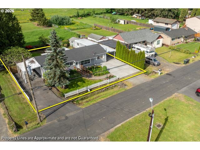 3425 PENNSYLVANIA St, Longview, WA 98632