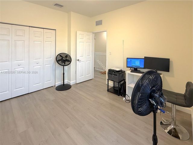 10606 W 32nd Ln, Hialeah, FL 33018