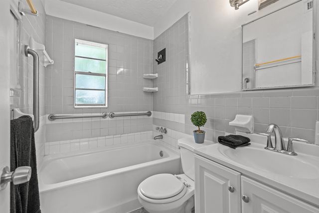 20 Rollins Ave, St Augustine, FL 32084