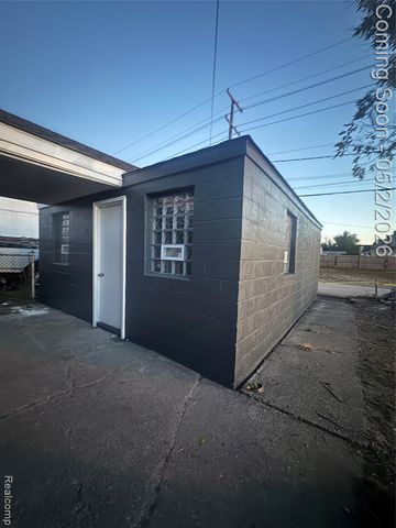 1231 Eureka Road, Wyandotte, MI 48192