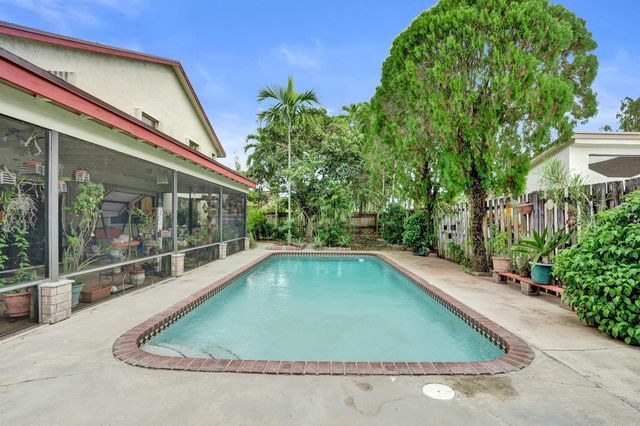 7418 NW 49th Street, Lauderhill, FL 33319