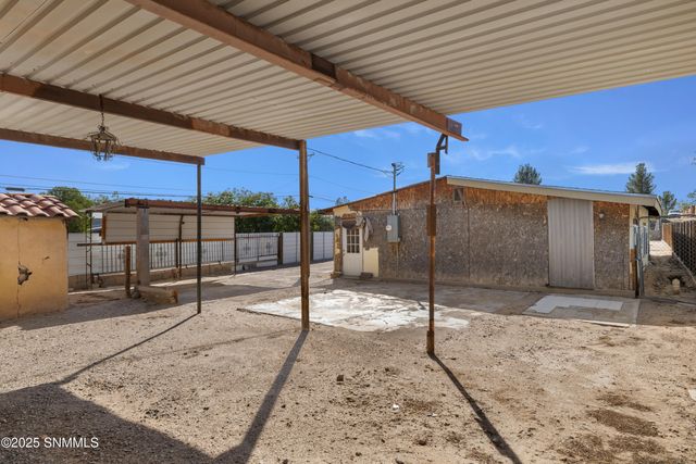 2793 Alvarez Road, Anthony, NM 88021