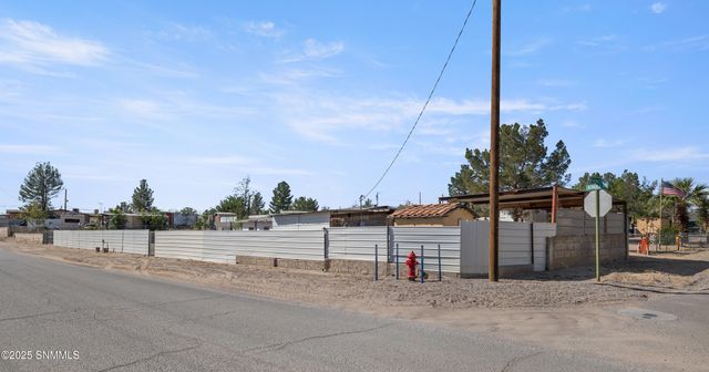2793 Alvarez Road, Anthony, NM 88021