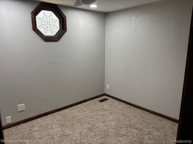 284 Evans Glen Trail, Franklin Township, MI 49287