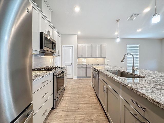 651 CONSERVATION BOULEVARD, Groveland, FL 34736