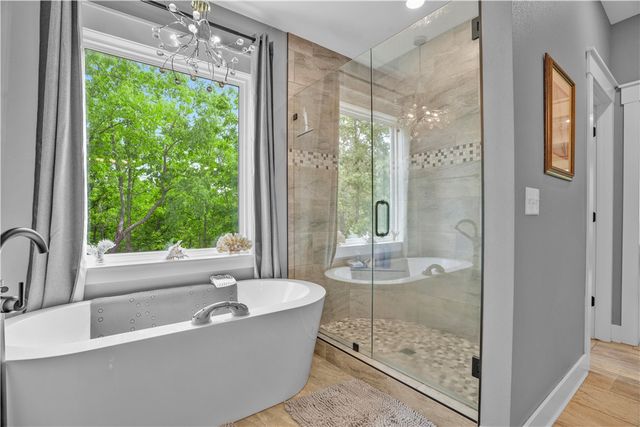 8 Hawthorn Lane, Bella Vista, AR 72715
