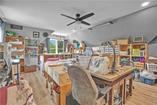 8 Hawthorn Lane, Bella Vista, AR 72715
