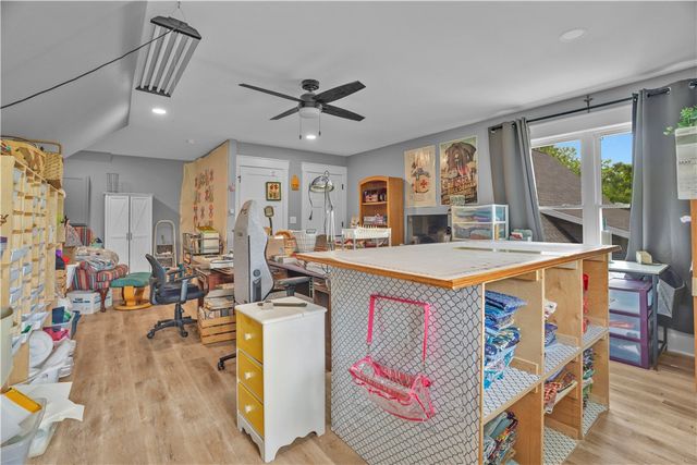 8 Hawthorn Lane, Bella Vista, AR 72715
