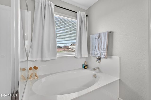 118 W DRAGON TREE Avenue, Queen Creek, AZ 85140