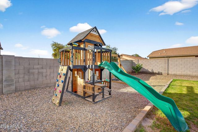 118 W DRAGON TREE Avenue, Queen Creek, AZ 85140