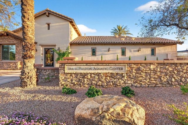 118 W DRAGON TREE Avenue, Queen Creek, AZ 85140