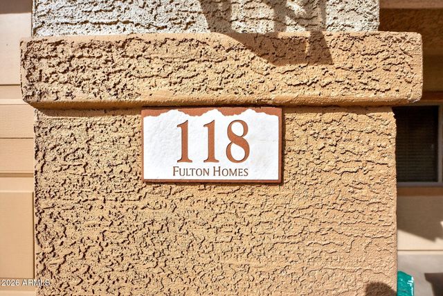 118 W DRAGON TREE Avenue, Queen Creek, AZ 85140