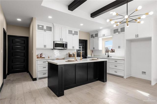 712 E Ricky Crossland, Elsa, TX 78543