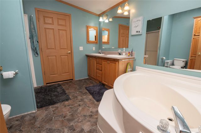 304 W Weston Drive, Hamilton, IA 50116