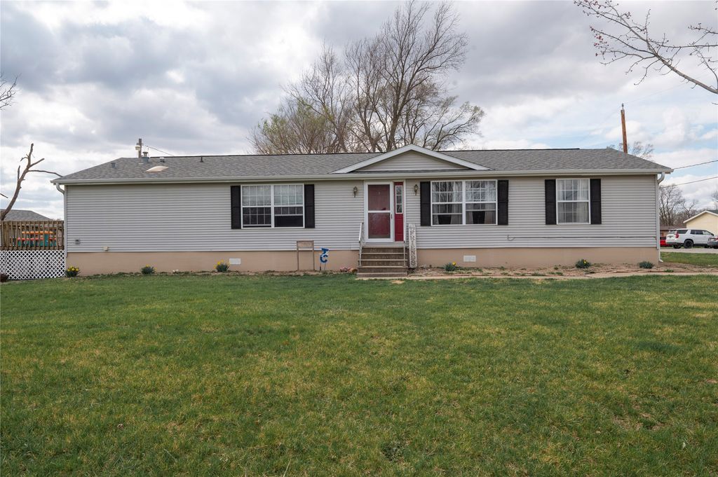 304 W Weston Drive, Hamilton, IA 50116