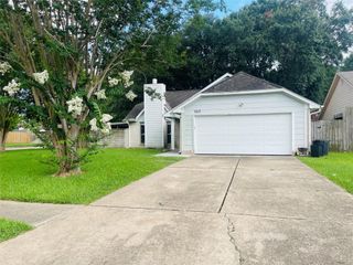 2503 Radcliffe Drive, Sugar Land, TX 77498