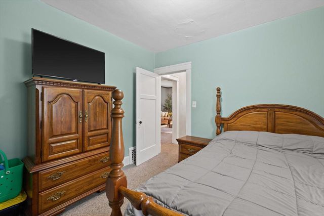 929 Monroe AVENUE, Racine, WI 53405